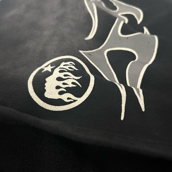 Hellstar Flame Shorts - Picture 7 of 12